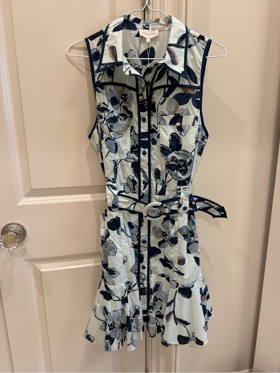 entro Dresses & Skirts - Entro Brand Sleeveless Floral Shirt Dress with Belt - Navy & Cream